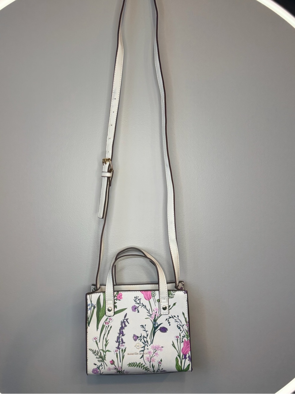 Nanette Lepore Floral Crossbody Tote Magnetic Snap Size 6x7x3” Adjustable Strap - Picture 4 of 13